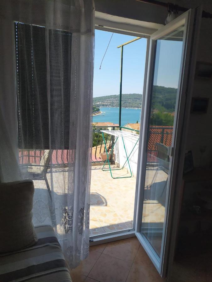 Veldic Apartments Tisno Eksteriør bilde