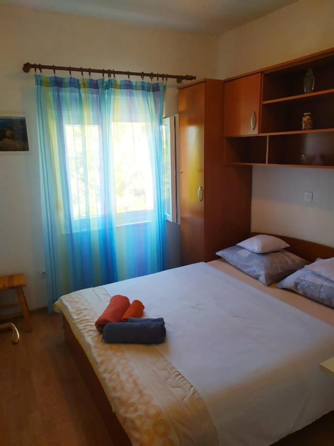 Veldic Apartments Tisno Eksteriør bilde