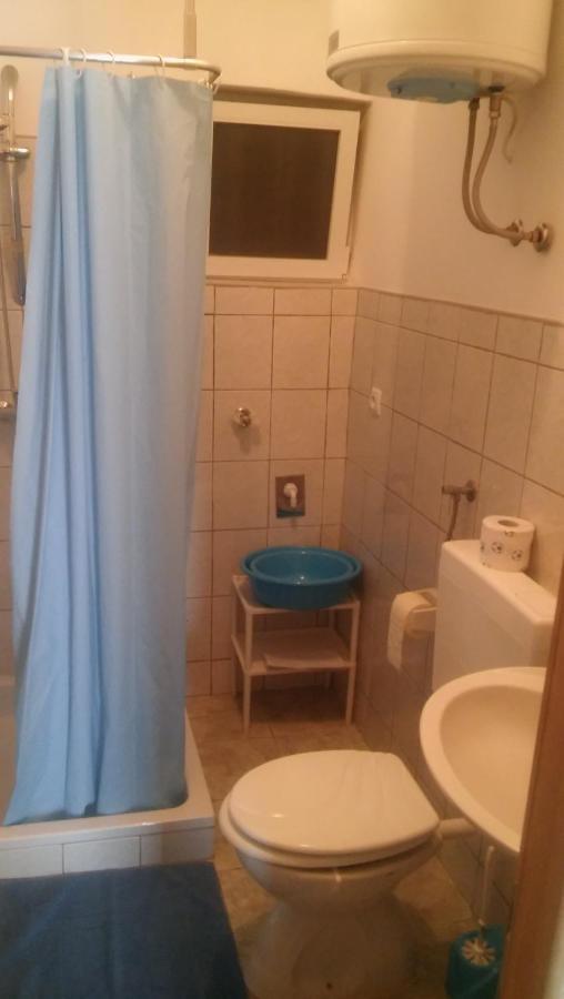 Veldic Apartments Tisno Eksteriør bilde