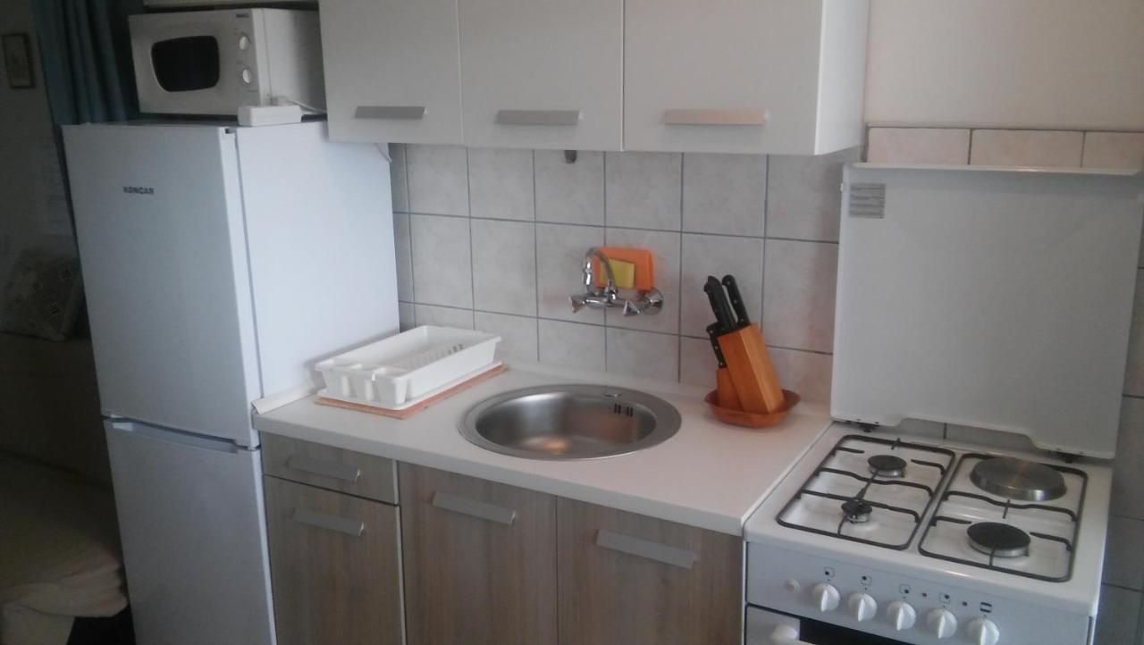 Veldic Apartments Tisno Eksteriør bilde